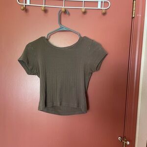 Brandy Melville Ribbed Short Sleeve Crop Top - brown